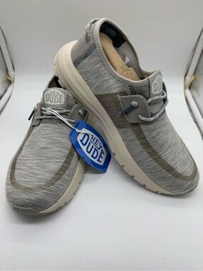 Hey Dude women’s sz 10 Sirroco in light Grey